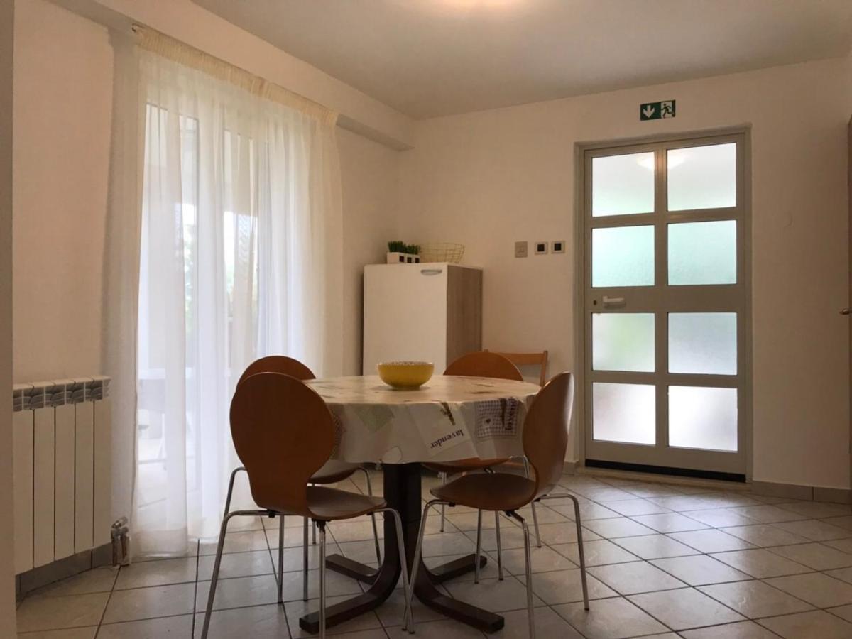 Deluxe Apartment Dora With A Private Parking, Terrace And See View Рієка Екстер'єр фото
